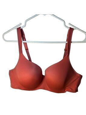 Deesse Pennington’s, orange padded wired bra with polkadot design size 40 D